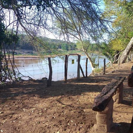 Nthakeni Bush & River Camp Pafuri Gate Esterno foto