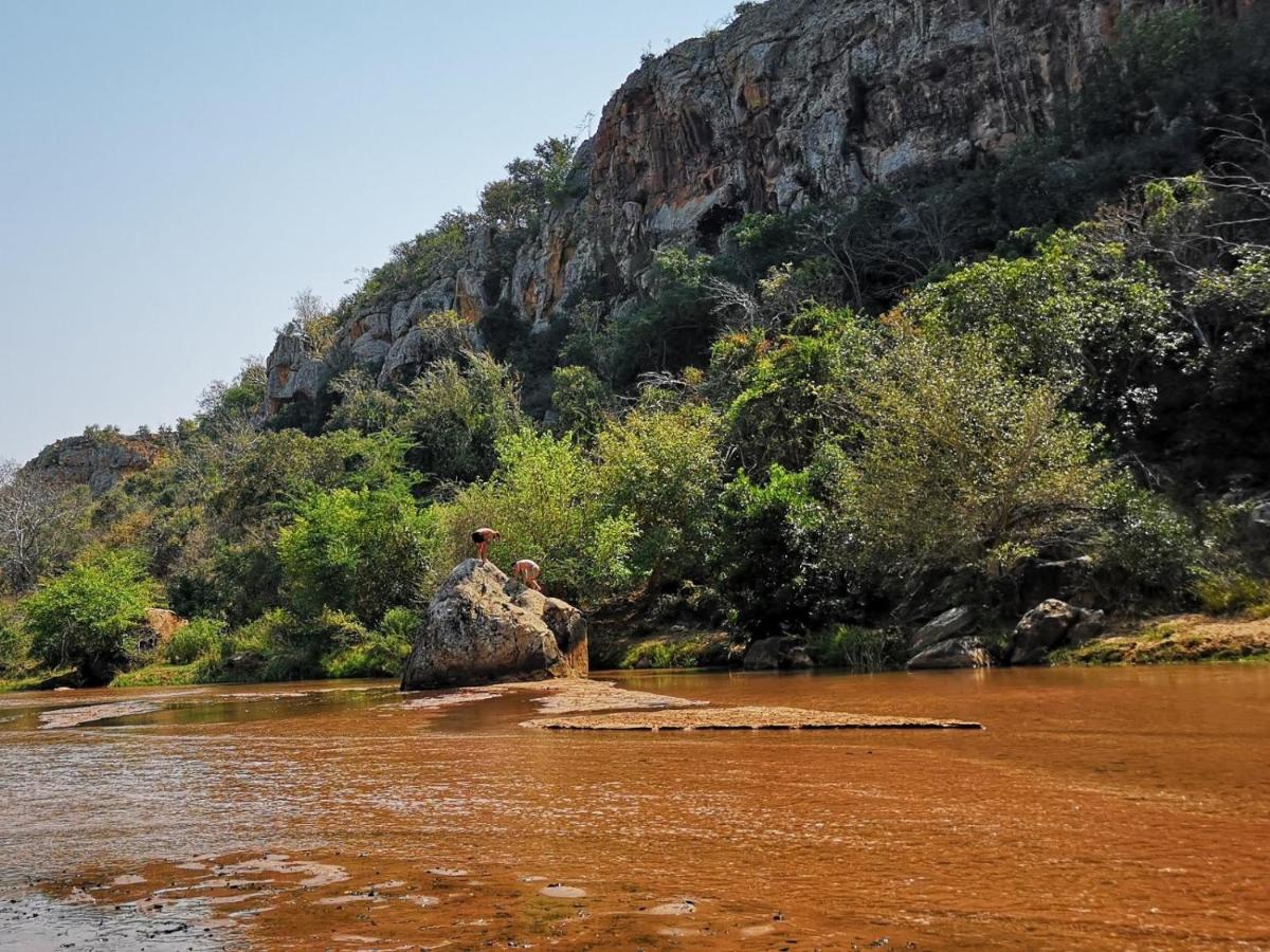 Nthakeni Bush & River Camp Pafuri Gate Esterno foto